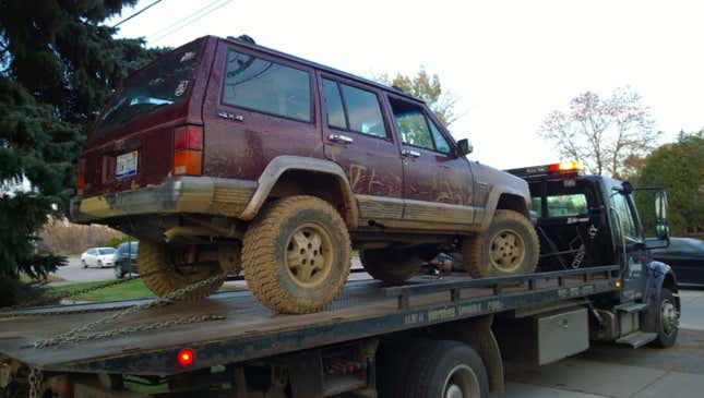 Image for article titled Why I'm Replacing My Jeep's Expensive Lift Kit With A $120 One From The Junkyard