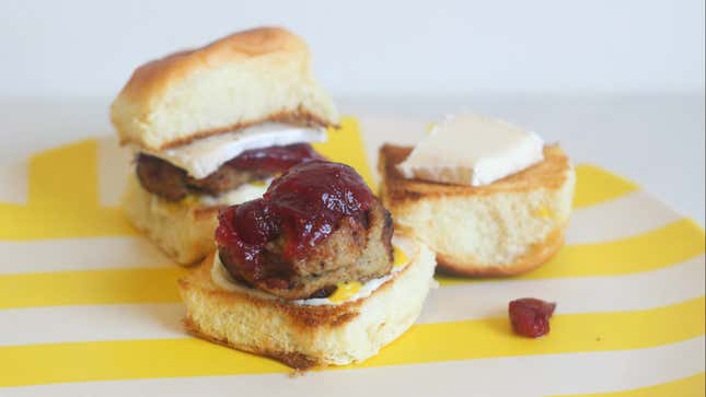 Image for article titled Waffle Frozen Turkey Meatballs to Make Thanksgiving Sliders