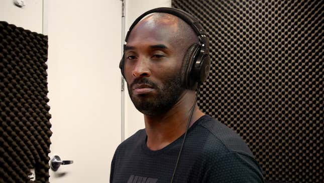 Image for article titled Kobe Bryant Hits Editing Bay To Train In Defense Of This Year’s Oscar Win