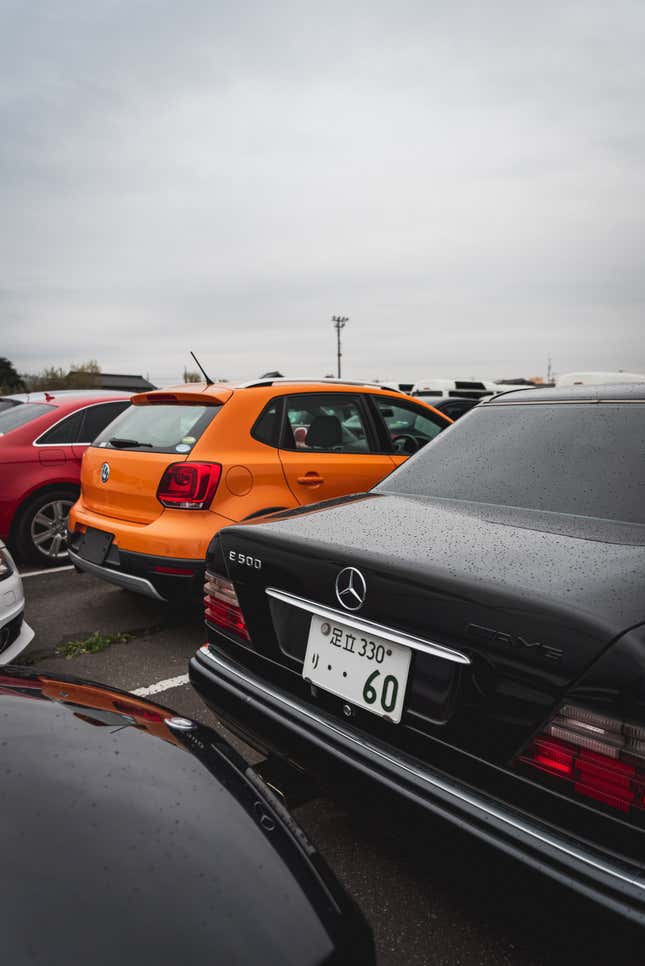Image for article titled Inside Japan's Biggest Used Car Auction