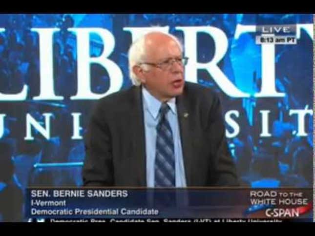 Bernie Sanders Spent Rosh Hashanah Trying to Teach Evangelicals About Inequality