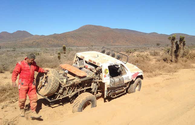 Image for article titled When Your Free Mexican Vacation Is A 16-Hour Hellride