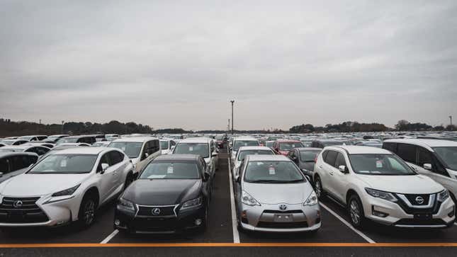 Image for article titled Inside Japan's Biggest Used Car Auction