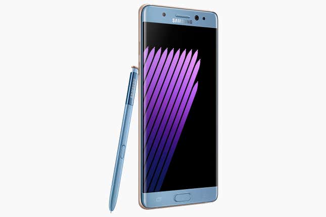 The Note 7 comes in an interesting blue-rose gold combination in the US.