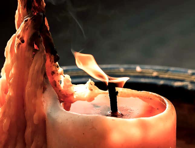 Image for article titled Pyromaniac Burns Down Candle