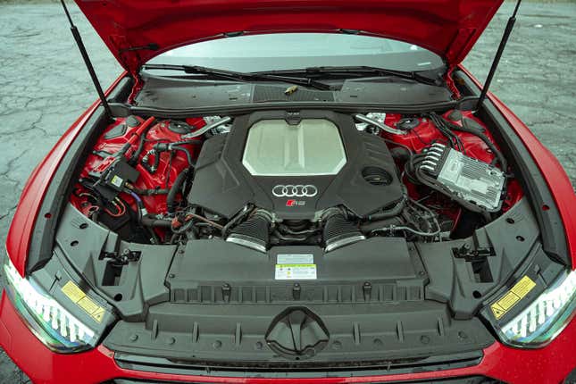 The twin turbo V8 engine under the hood of the 2022 Audi RS 6 Avant.