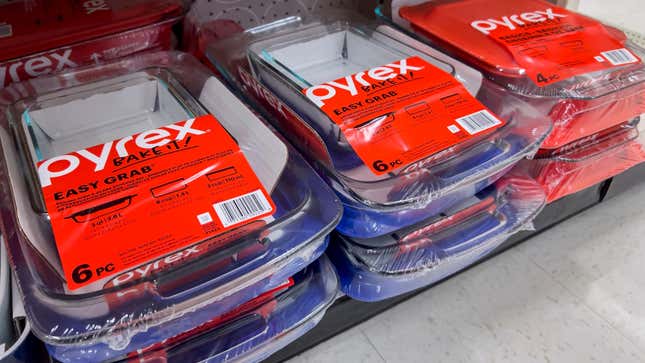 Image for article titled That Viral ‘PYREX’ Brand Hack Is Horseshit, Folks