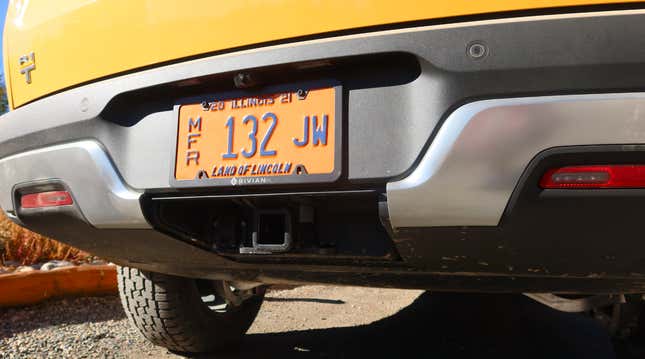 Image for article titled Your Guide To The 2022 Rivian R1T Electric Pickup's Incredible Gadgets