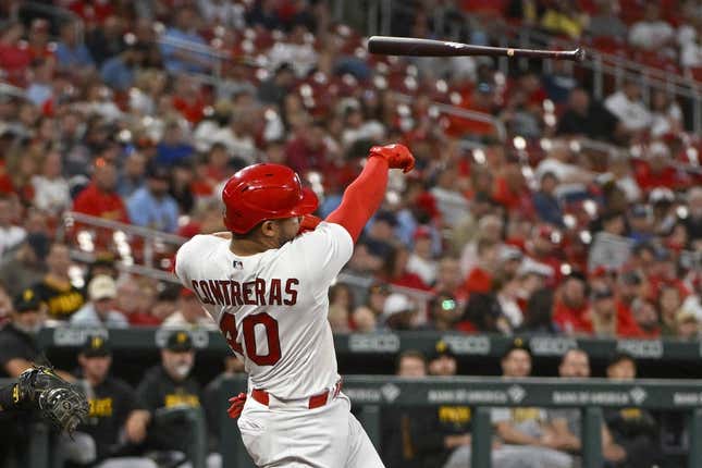 Apr 13, 2023; St. Louis, Missouri, USA;  St. Louis Cardinals catcher Willson Contreras (40) loses his bat as he swings during the fourth inning against the Pittsburgh Pirates at Busch Stadium.