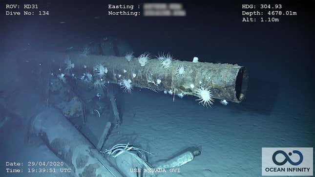 A toppled foremast.