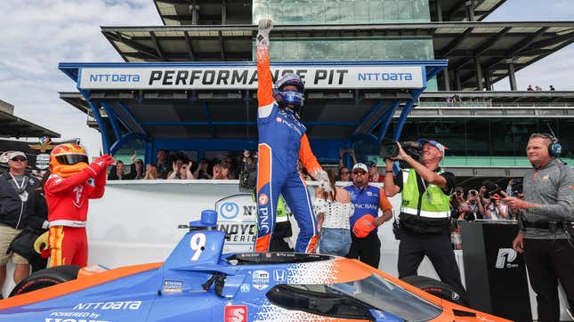 Image for article titled Scott Dixon Breaks The Pole Speed Record For The Indianapolis 500