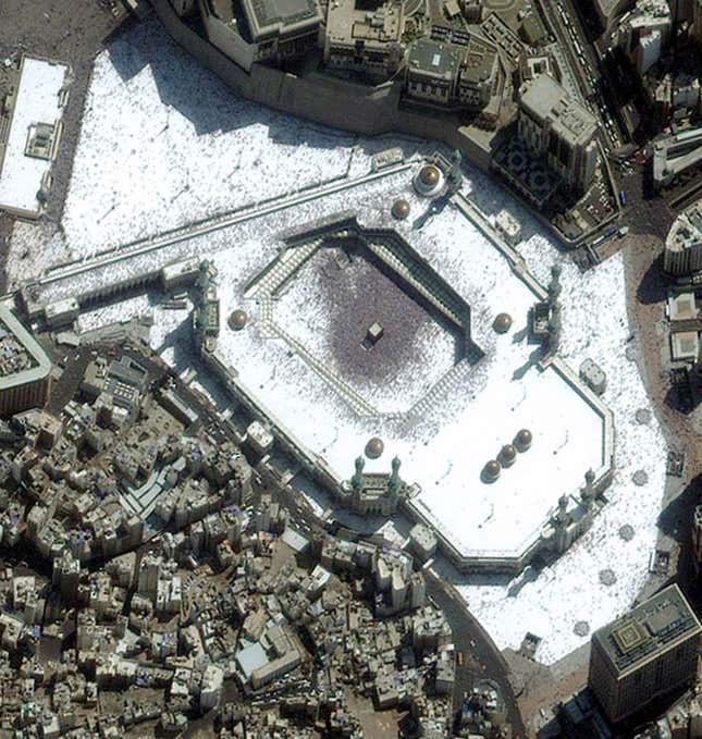 Image for article titled How humans shape the earth’s surface, as seen from space