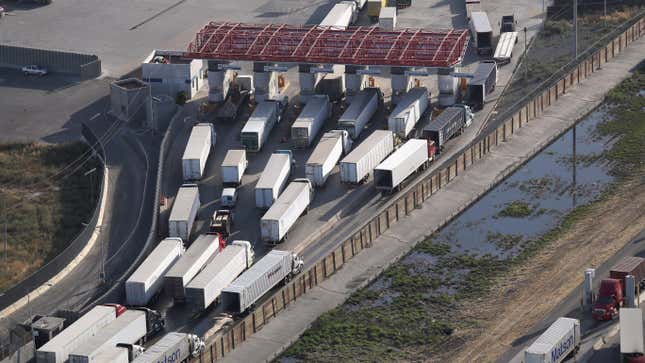 Image for article titled The Shipping Backlog Is Costing Companies So Much, They're Considering Bringing Production Back West