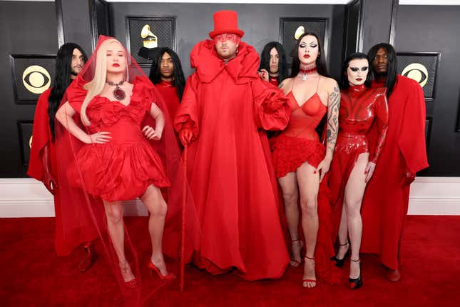 Image for article titled 2023 Grammys Red Carpet: Music&#39;s Biggest Stars Go for Bold