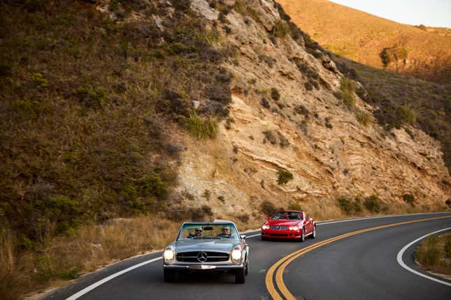 Image for article titled A 1968 Mercedes-Benz 280 SL Pagoda Is Elegance on Wheels