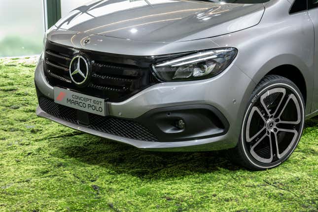 Image for article titled The Mercedes-Benz Concept EQT Marco Polo1 Takes the EV Van Overlanding