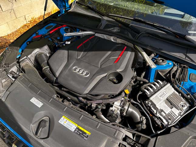 The engine of the 2022 Audi S4