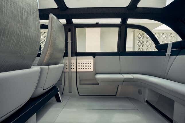 Image for article titled This Startup's Electric Van Is A Packaging Triumph