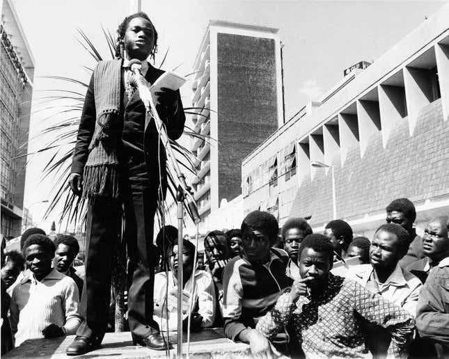 Dambudzo Marechera reading in First Street Mall, Harare, during International Book Fair Harare August 1983.