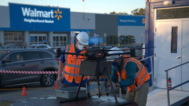 Walmart is expanding its collaboration with DroneUp to cover 34 areas in six states.