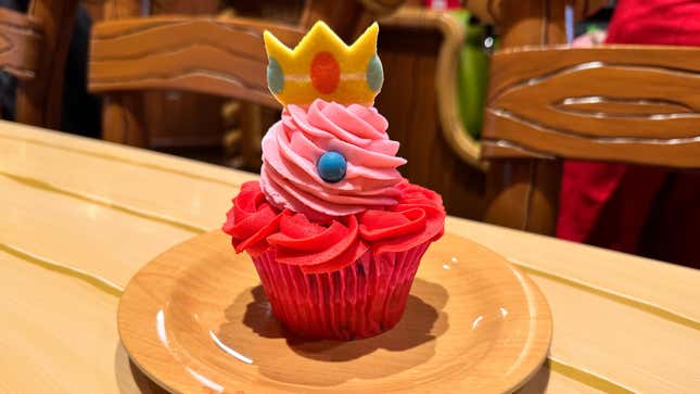 Image for article titled Eat Like Mario and Luigi at Toadstool Cafe
