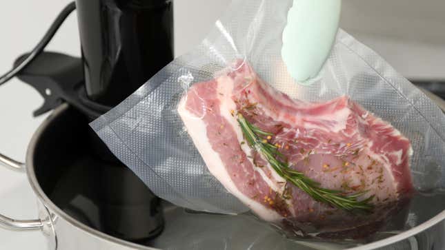 Image for article titled The Sous-Vide Circulator Is a Forgetful Cook&#39;s Best Friend