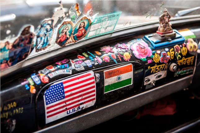 Image for article titled In the age of Uber and Ola, Mumbai’s iconic taxis are becoming works of art