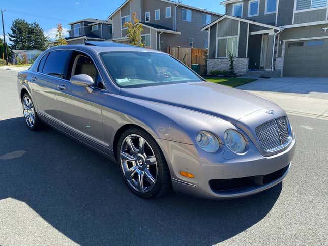 Image for article titled At $22,500, Could This 2007 Bentley Continental Flying Spur Be Ultimate Luxury On The Cheap?