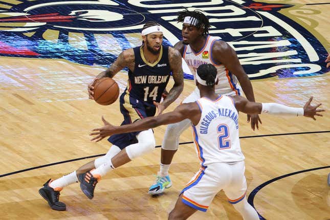 Image for article titled NBA Daily Fantasy: Is Julius Randle a sure thing? And is it time to bet on Darius Garland?