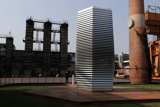 Image for article titled An air purifier the size of a building is sucking up China’s smog and turning it into jewelry