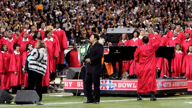 Aretha Franklin and Aaron Neville perform the National Anthem at Super Bowl XL on February 5, 2006 in Detroit, Michigan.