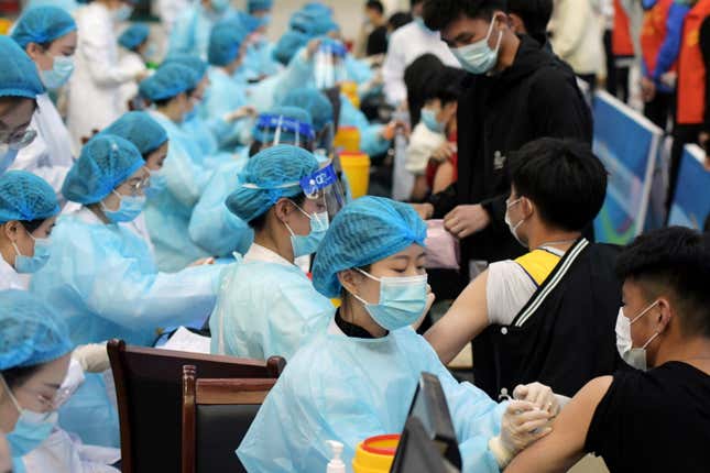 Image for article titled Daily Brief:アジアでワクチン接種、急拡大