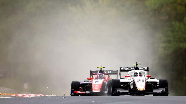 Oliver Goethe and Roman Stanek battle during Formula 3&#39;s 2022 sprint race in Budapest.