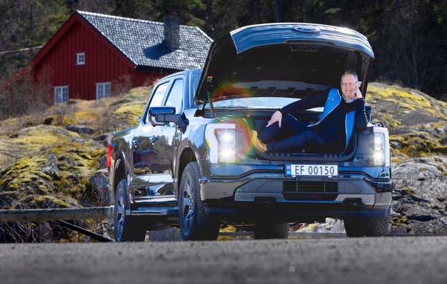 Ford Norway's managing director Per Gunnar Berg with the F-150 Lightning