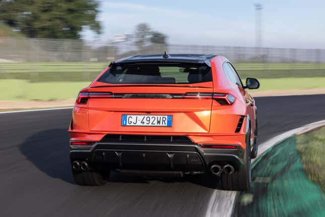Image for article titled The Lamborghini Urus Performante Delivers on the Track or in the Dirt
