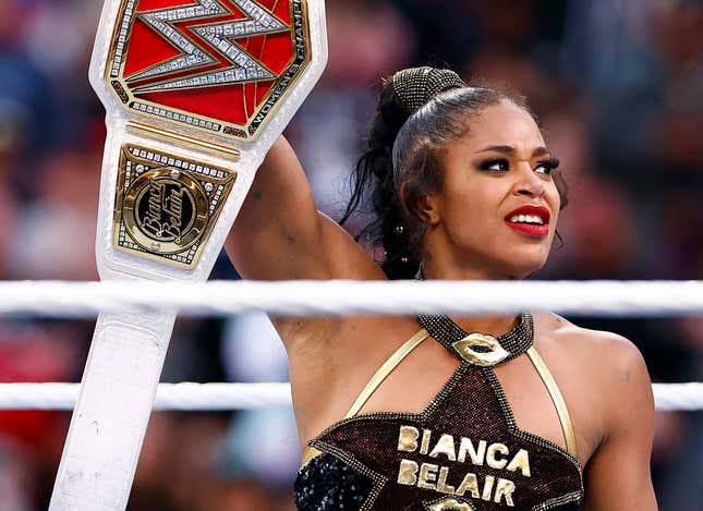 Image for article titled Bianca Belair, Snoop Dogg Brought Black Excellence to WrestleMania 39