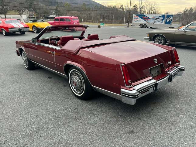 Image for article titled At $22,000, Could This 1983 Cadillac Eldorado Have You Putting On Biarritz?