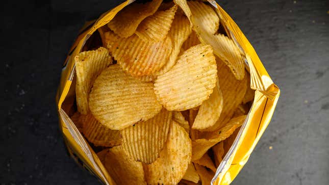 Image for article titled FDA Could Really Evaluate A Big Bag Of Chips Right Now