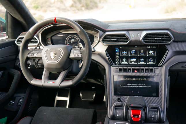 The driver's cockpit of the 2023 Lamborghini Urus Performante