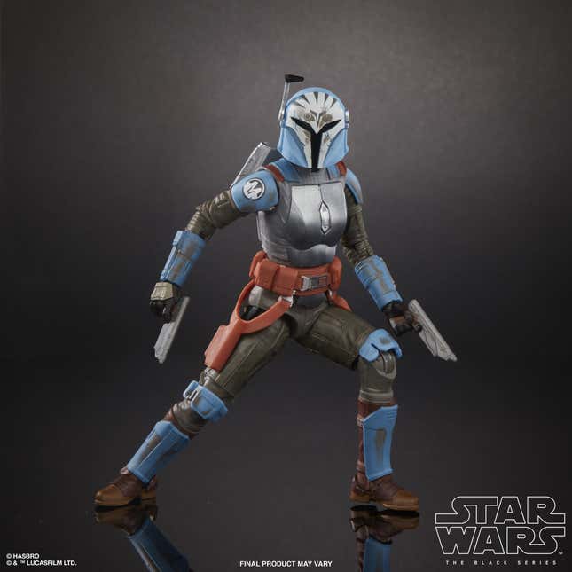 Image for article titled Watch Mandalorian&#39;s Katee Sackhoff Play With Some New Star Wars Toys