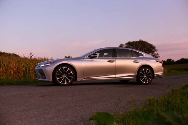 Image for article titled Here's How A $115,000 Lexus LS 500 Justifies Its Price