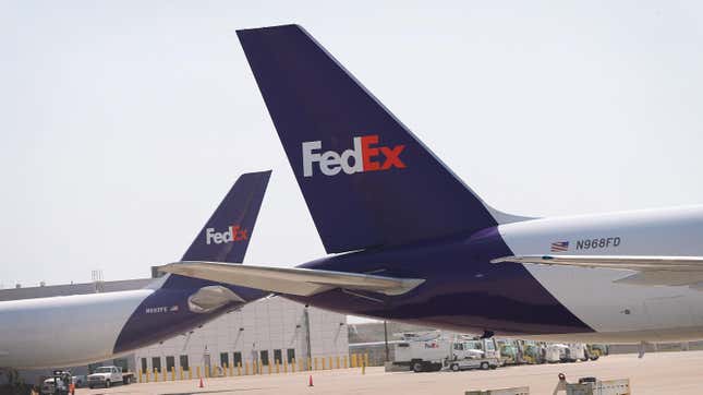 Image for article titled FedEx Wants Anti-Missile Lasers On Its Cargo Planes