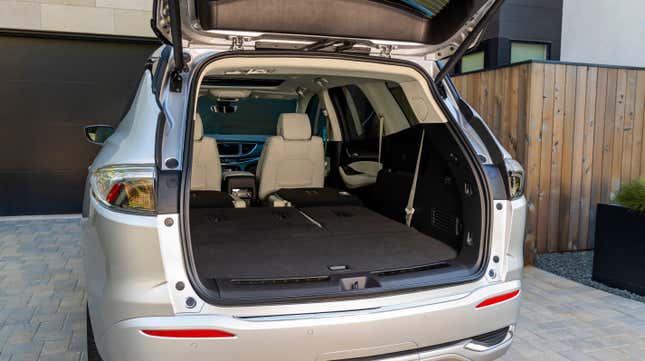 Image for article titled The 2022 Buick Enclave Is Still Trying To Be American Luxury