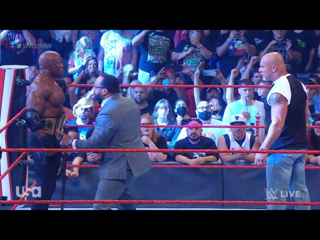 Bobby Lashley (l.) and Goldberg at the snoozefest of Raw.