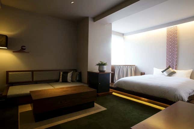 The premium room at Grids Akihabara offers more privacy than the pods room.