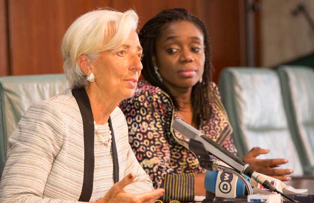 IMF head Christine Lagarde (L) and Nigeria’ finance minister Kemi Adeosun (C) in Abuja last year.
