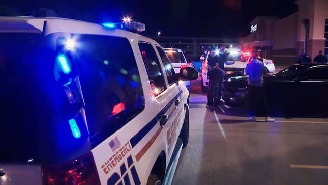 Image for article titled Texas 2K Drag Weekend Ends in 200 Arrests, 50 Crashes
