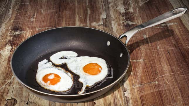 Image for article titled Are Nonstick Pans Bad For You?