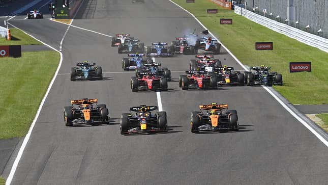 The start of the 2023 Japanese Grand Prix as the field races to the first corner