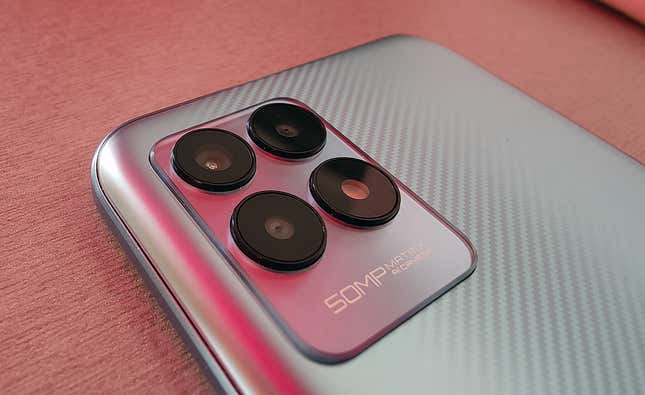 Imagen para el artículo titulado El Realme Narzo 50 es un buen móvil barato para juegos